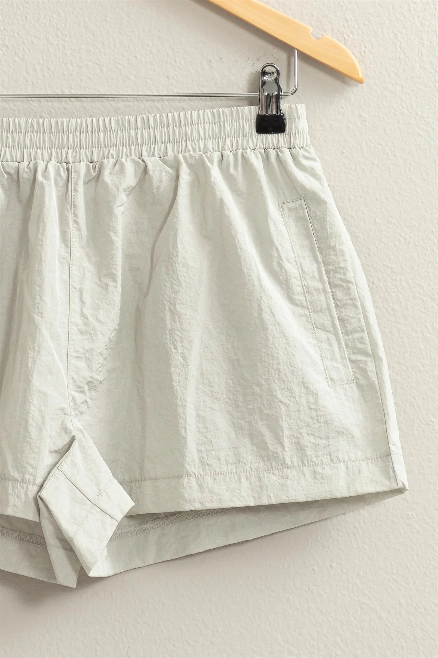 MID WAIST NYLON SHORTS
