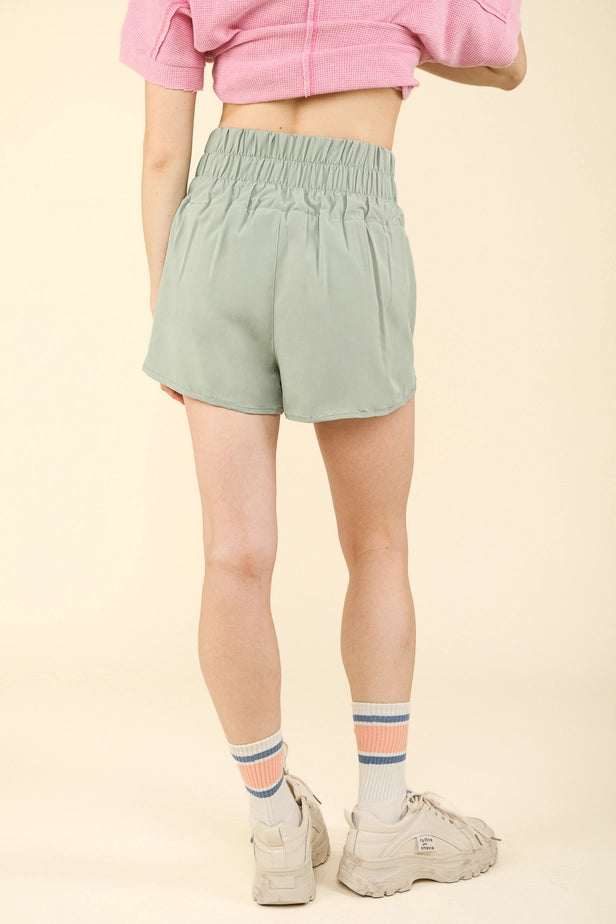Wide Band Elastic Band Shorts