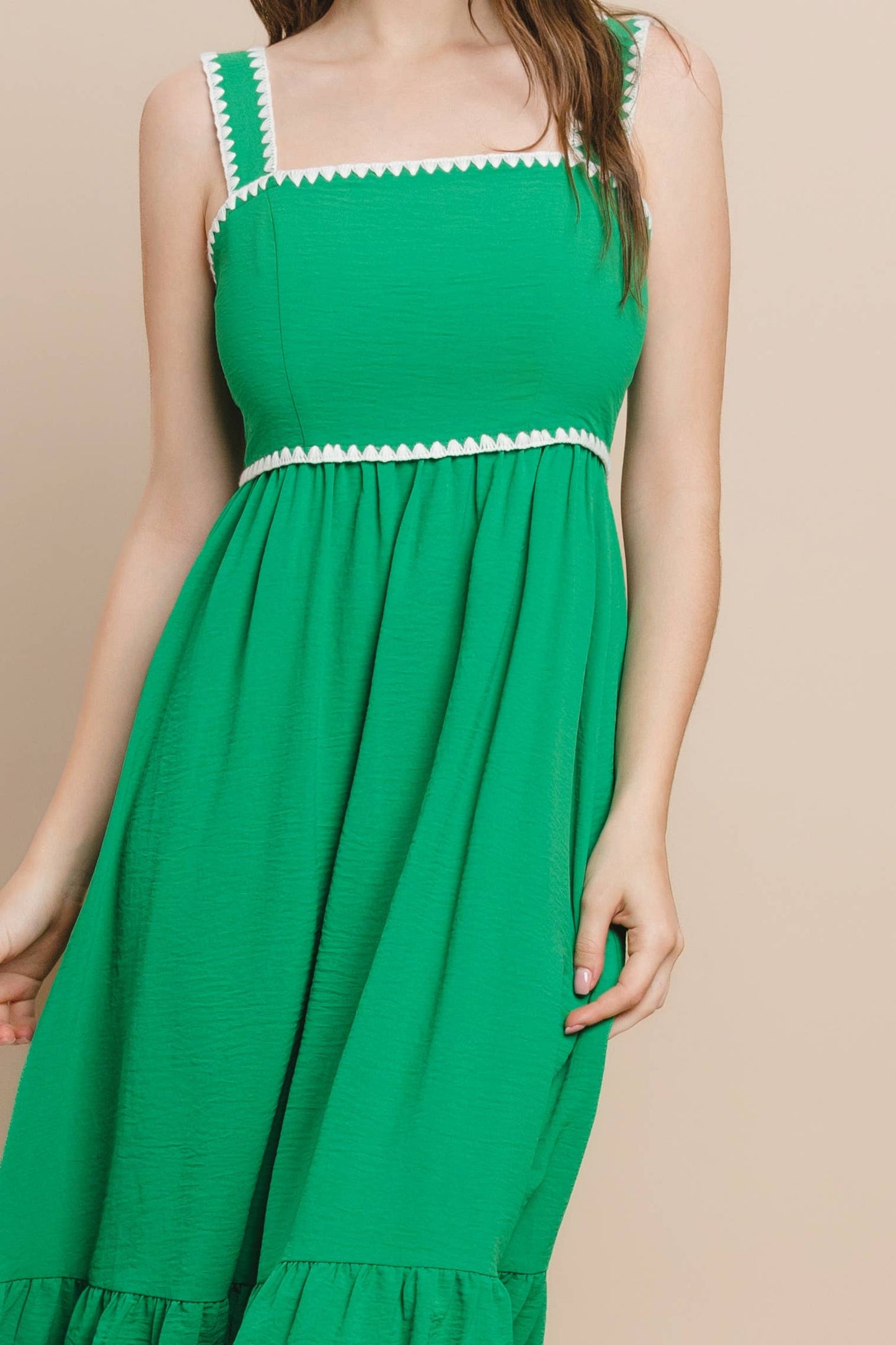 Contrast Wavy Detail Midi Dress